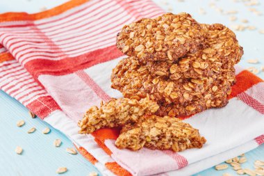 Yulaf ezmesi muz çerezleri renkli peçete