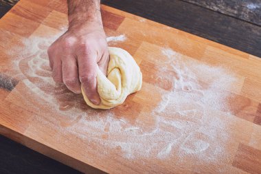 El yapımı makarna yapma