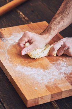 El yapımı makarna yapma