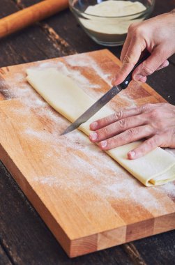 El yapımı makarna yapma