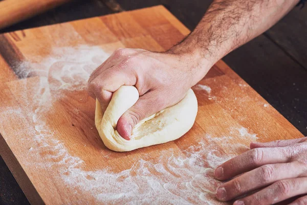 El yapımı makarna yapma