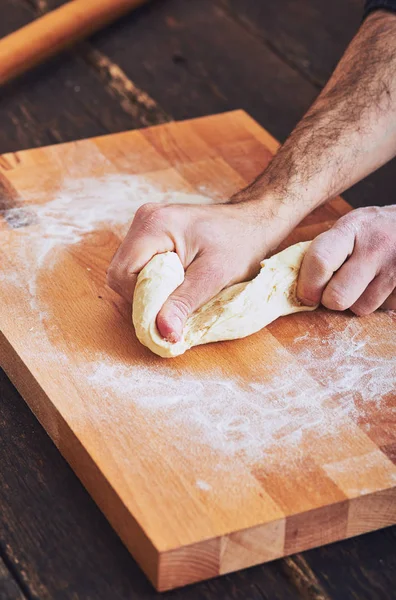 Maken van handgemaakte pasta — Stockfoto