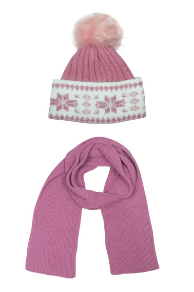 Chapéu rosa de inverno feminino e cachecol isolado — Fotografia de Stock