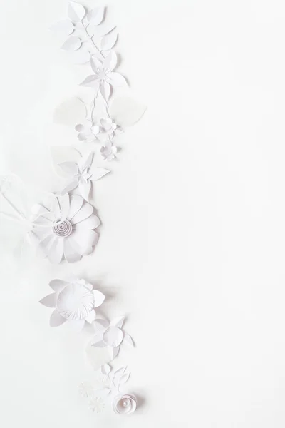 Quadro com flores de papel branco — Fotografia de Stock