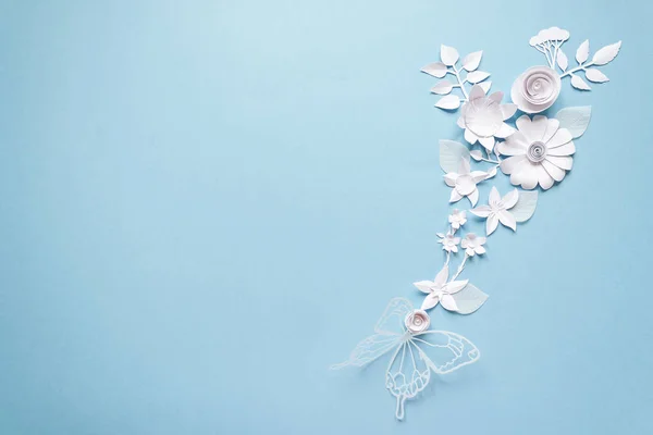 Marco con flores de papel blanco —  Fotos de Stock