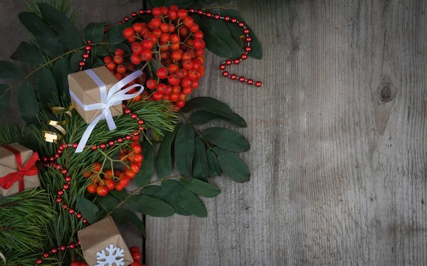 Mutlu yıllar ve mutlu Noeller. Arkaplan