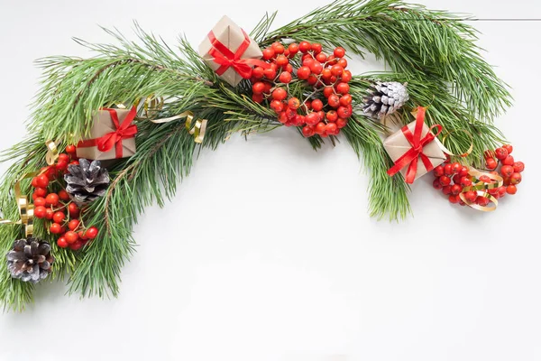 Mutlu Noeller ve mutlu yıllar.