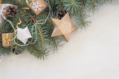 Mutlu Noeller ve mutlu yıllar.