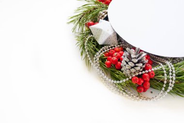 Mutlu Noeller ve mutlu yıllar.