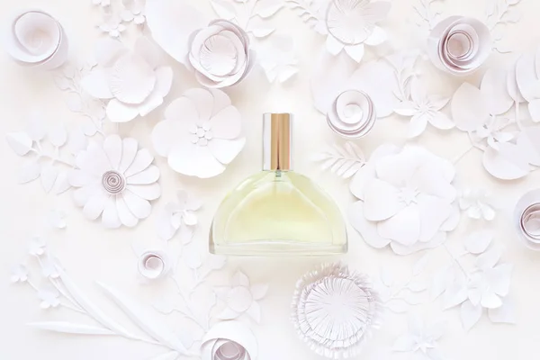 Bloemstuk. Bloemen, geur, parfum — Stockfoto