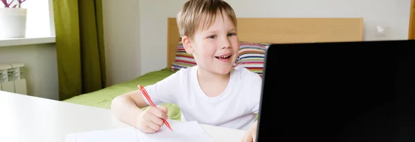 Boy Video Conferencing Tutor Laptop Home Concept Distance Education Stay — Stock Photo, Image