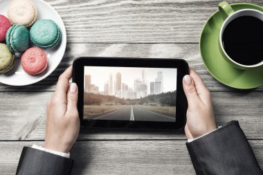 iş kadını kahve molası