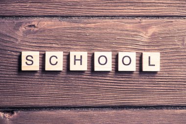 ahşap parçaları kelime okula toplanan