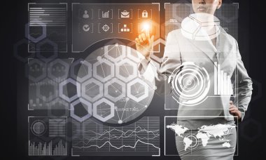 Modern teknolojiler kullanarak iş kadını