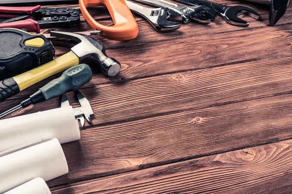 Instrumenten op houten tafel — Stockfoto