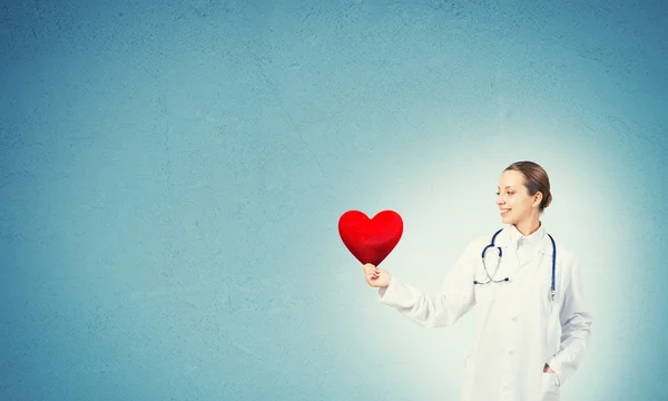 Orvos üzem piros szív — Stock Fotó