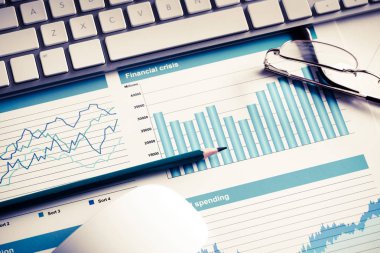 Ortalama satış raporu hazırlanıyor