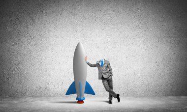 işadamı baş olmadan