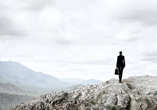 Başarı kavramı zirvesine ulaşmak