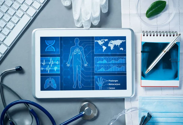 Tecnologías digitales en medicina —  Fotos de Stock