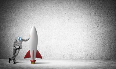 işadamı baş olmadan