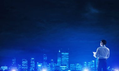 işadamı gece city adlı görünümlü çanta