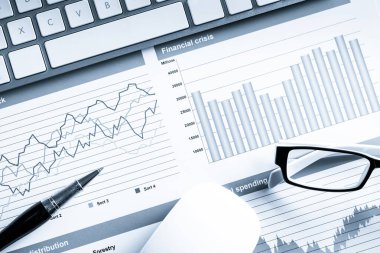 Ortalama satış raporu hazırlanıyor