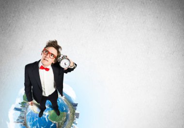 Komik darmadağınık işadamı