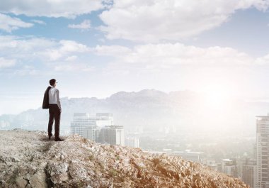 Başarı kavramı zirvesine ulaşmak