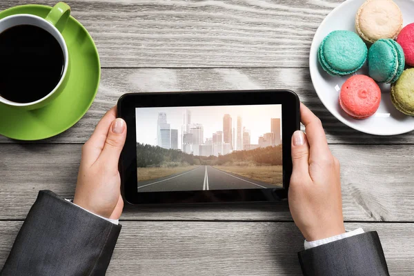 iş kadını kahve molası