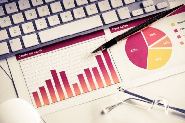 Ortalama satış raporu hazırlanıyor