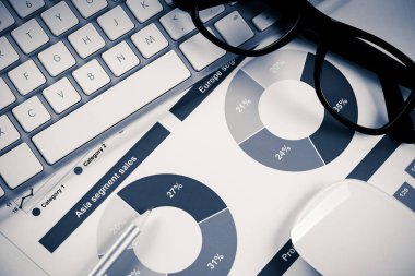 Ortalama satış raporu hazırlanıyor