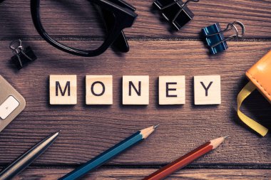 harflerle ahşap öğeleri 