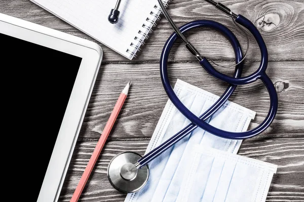 Stetoskop ve tablet pc