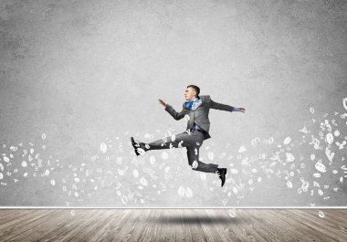 Genç çalışan işadamı 