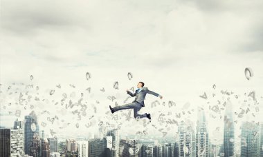 Genç çalışan işadamı 