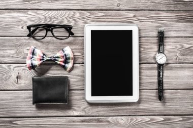 Tahta masayı hipster