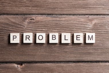 harflerle ahşap öğeleri 