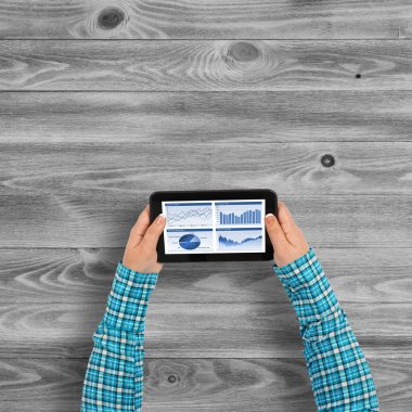 Mali uygulamayı kullanarak