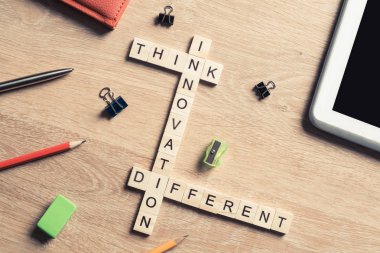 Bulmaca ahşap tablo