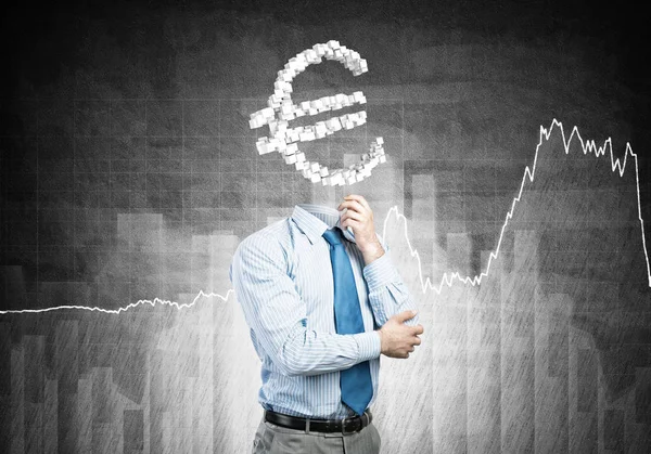 Empresário sem rosto com sinal de euro — Fotografia de Stock