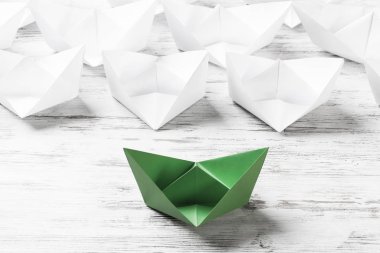 Origami deniz araçları kümesi 