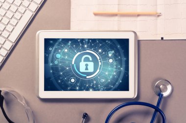 Doktorlar işyeri beyaz tablet ile
