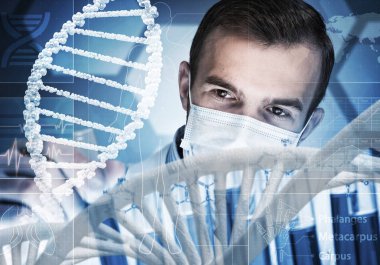 Yakışıklı bilim adamı araştırma yapma