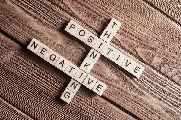 Bulmaca tahta küpleri ile