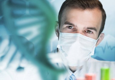 Reaktifler karıştırma genç bilim adamı