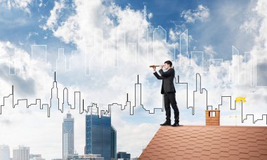 Takım elbiseli genç işadamı