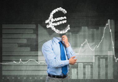 Para hakkında düşünüyor