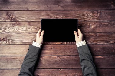 Tablet PC'yi kullanma eller