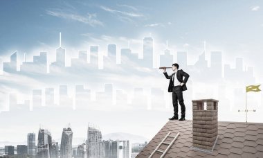 Takım elbiseli genç işadamı